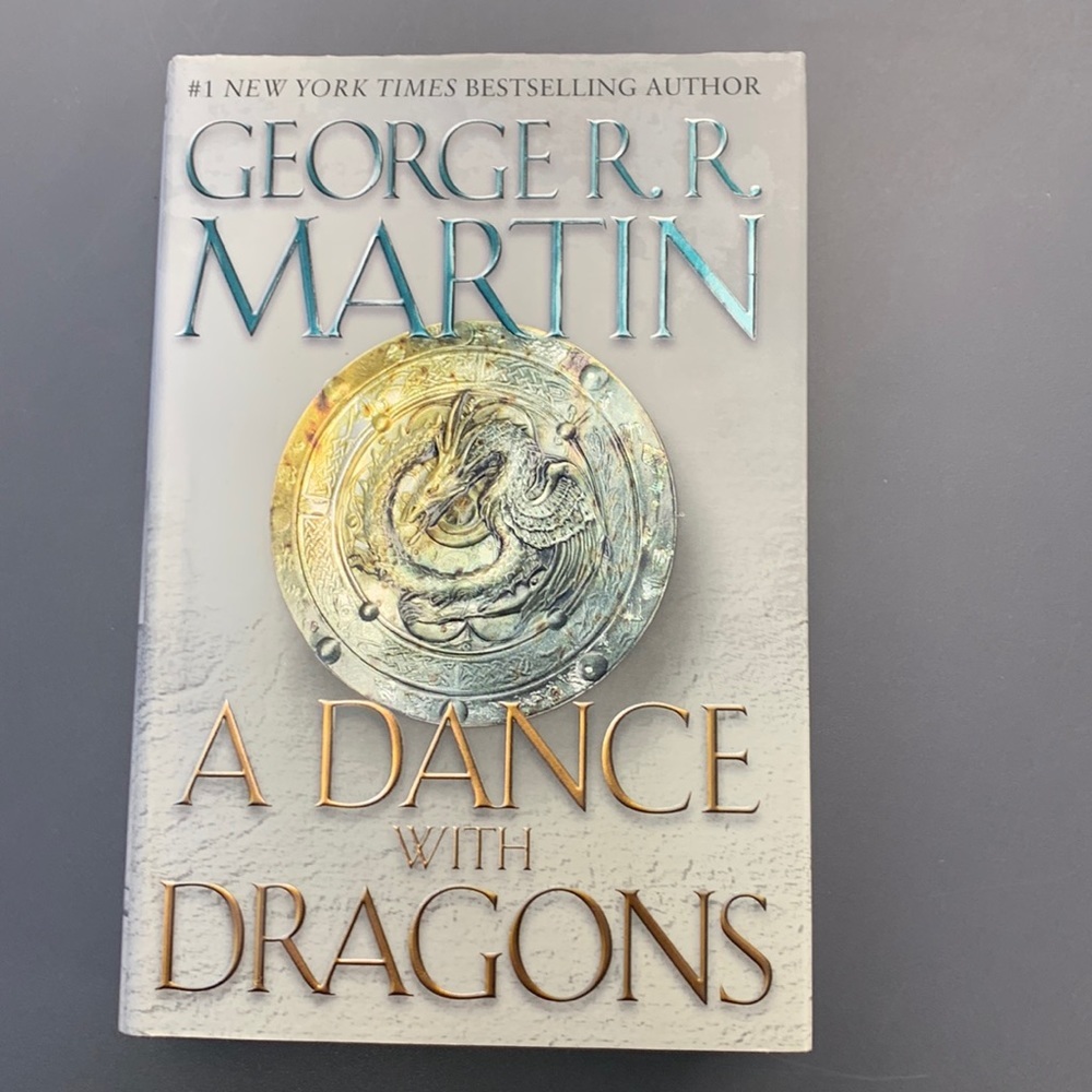 A DANCE WITH DRAGONS by George R. R. Martin EUC